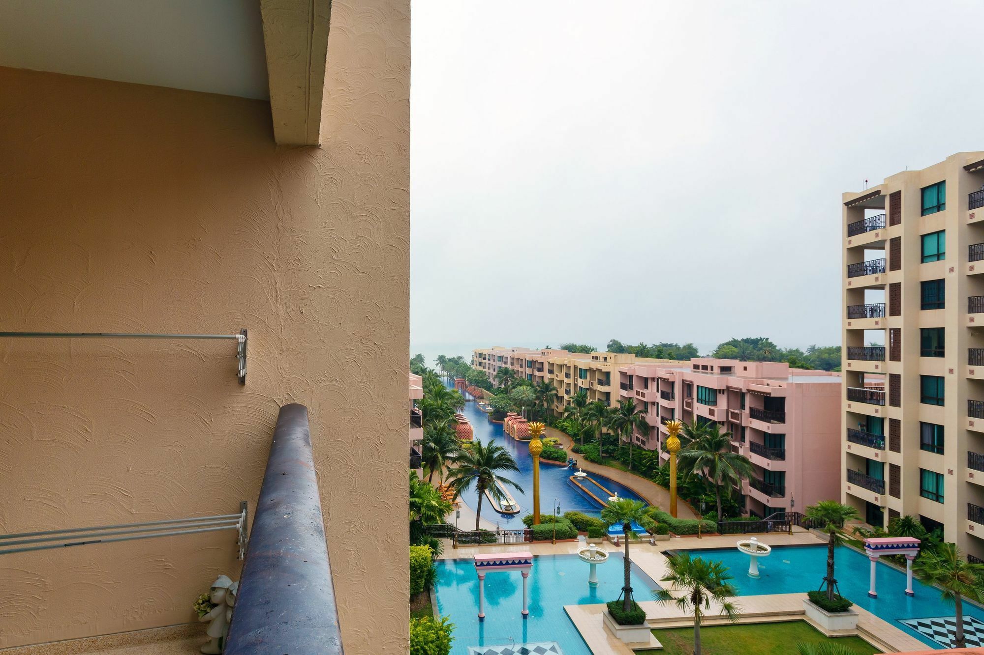 Marrakesh Beachfront Condominium Hua Hin Exterior photo